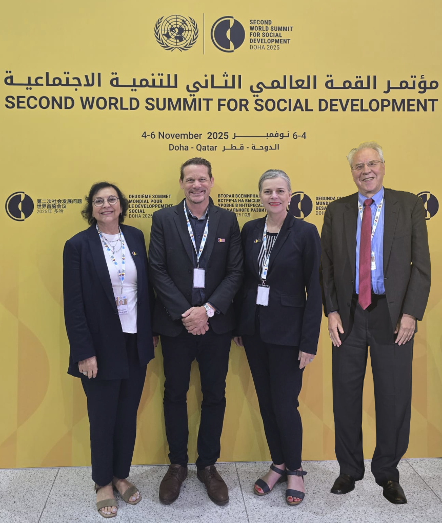 DOHA Summit groupshot