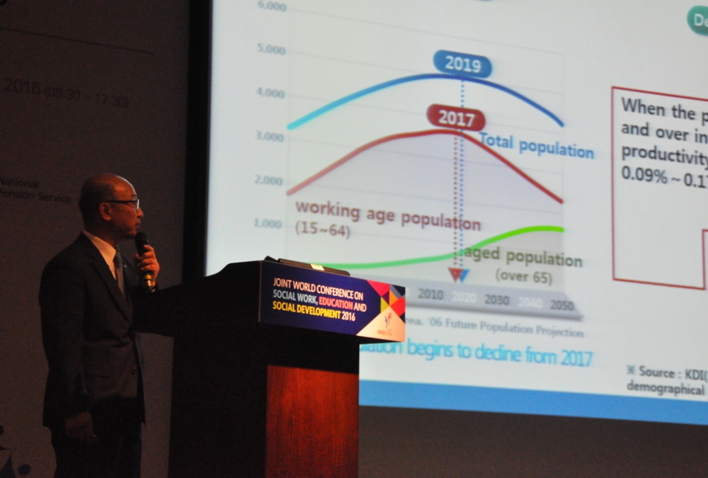 Eva symposium 1000x675